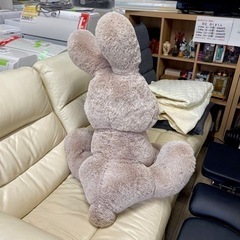 【新品同様‼️】座高80cm うさぎ 特大ぬいぐるみ ウサギ 兎 ふわふわな触り心地♪の画像