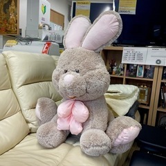 【新品同様‼️】座高80cm うさぎ 特大ぬいぐるみ ウサギ 兎 ふわふわな触り心地♪の画像