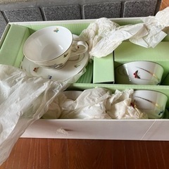 ティーカップ５個セット新品