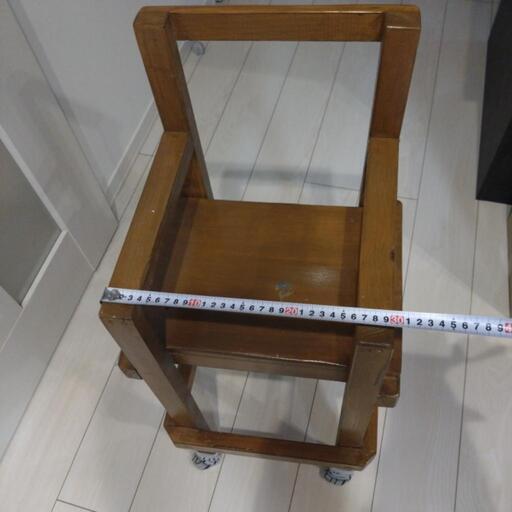 子供用のイス
