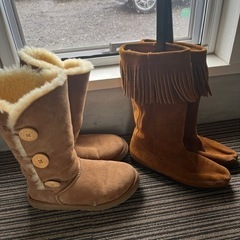 UGG ミネトンカ　ブーツ　の画像