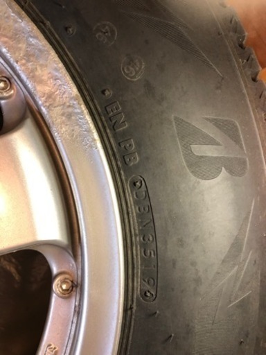 ジムニー  ブリヂストンブリザック　DM-V３　175/80-R16  値段交渉可