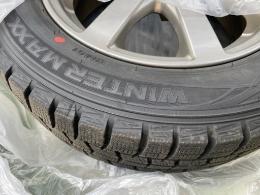 ダンロップ　175/65R14 スタッドレスタイヤ　ホイール付き