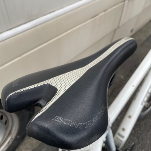 中古クロスバイク TREK FX7.5 身長160-175cm程度 定価9万円 2009