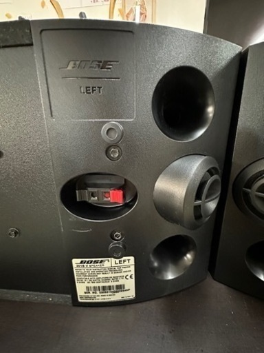 Bose　スピーカー　301V　左右セット　天吊りブラケット付き　リサイクルショップ宮崎屋住吉店　22.11.1　ｙ