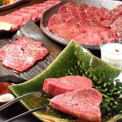まかない付き！栄駅徒歩3分　焼肉屋　ホールスタッフ募集！！