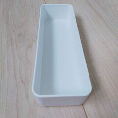 100円ショップのカトラリーケースの画像