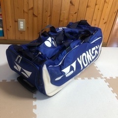 YONEXキャスターバッグの画像