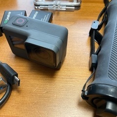 GoProセット　HERO6 BLACK Amazon.com : GoPro HERO6 Black + Extra Battery - E-Commerce