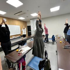 高齢者向けスマホ教室の講師を募集しています。の画像