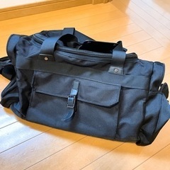 ボストンバッグ