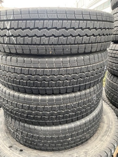 中古スタッドレスタイヤ　155/80R14