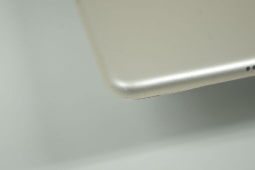 【Wi-Fi+Cellular】iPad Air 2 (MH1G2J/A) 128GB/ゴールド