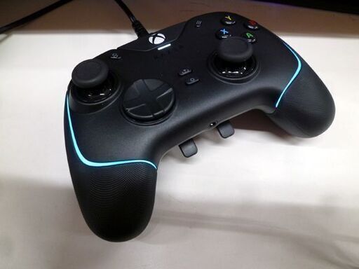 Razer ゲームパッド Wolverine V2 Chroma ブラック ゲームコントローラー レイザー RGB対応 苫小牧西店