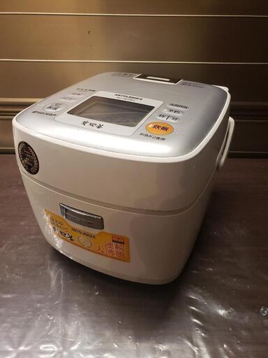 三菱電機 IHジャー炊飯器 NJ-SE063-W 3合炊き \n\n