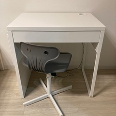 【取りに来れる方限定】IKEAデスク・チェアセット