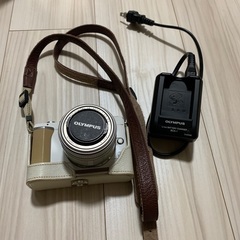 OLYMPUS PEN E-PL1 ホワイト