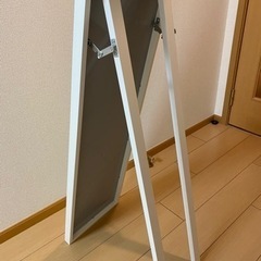 スタンドミラー、姿見鏡の画像