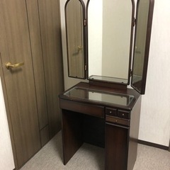 鏡台、ドレッサー