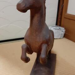馬　木製　オブジェの画像