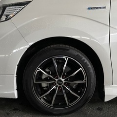 ヴェルサンディ17インチホイール114.3プラス53