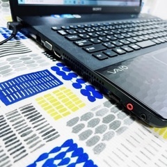 【17.3インチ大画面】SONY VAIO ブラック【Win10】の画像