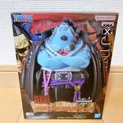 ワンピース　ジンベイフィギュア