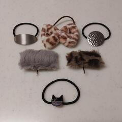 １００均のヘアゴムとポニーフック