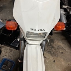 【格安】xr100 モタード　カスタム車の画像