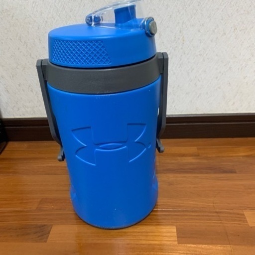 アンダーアーマー　水筒　大容量