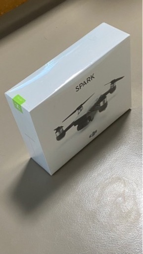 新品　DJI  SPARK  小型ドローン　高性能！