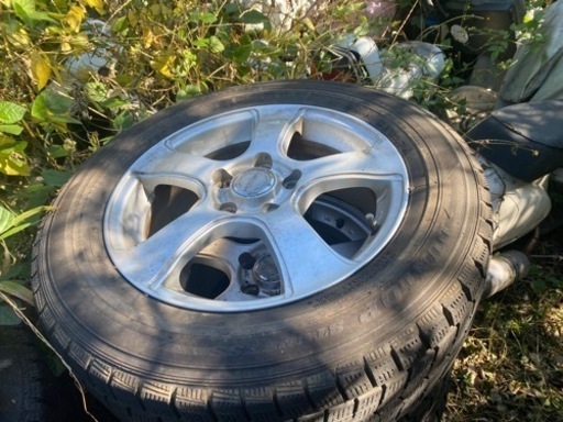 16インチ、アルミ、スタッドレス！取り付け無料！