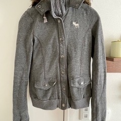 【譲渡先決定】アバクロ　ファー＆フード付ジャケット　アメリカ購入の画像