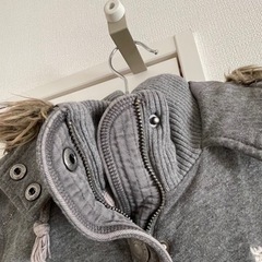 【譲渡先決定】アバクロ　ファー＆フード付ジャケット　アメリカ購入の画像