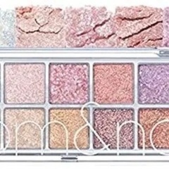 ロムアンド　グリッターアイシャドウパレットの画像