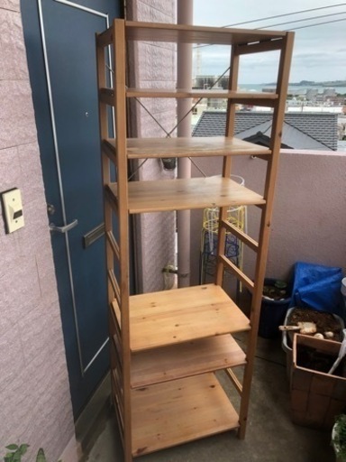 木の棚