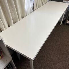 IKEAのロングテーブル(200x60) 天板LAGKAPTEN...