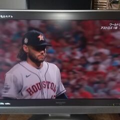 シャープ　アクオス32　日本製