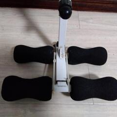 スクワット補助するやつと腹筋するやつの画像