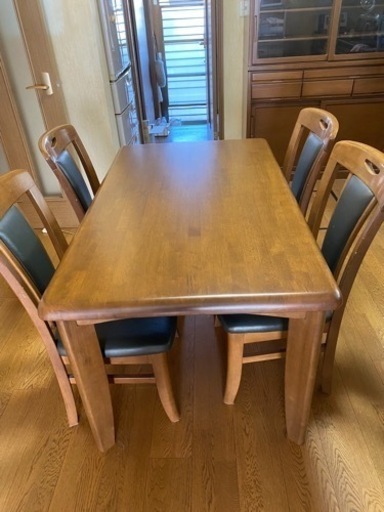 ダイニングテーブルセット【椅子4脚付】