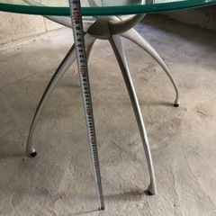 円形ガラステーブル 1台