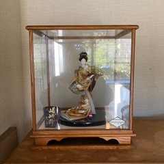 日本人形