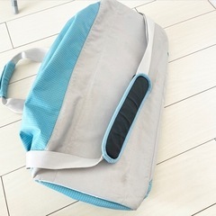 水色ボストンバッグの画像