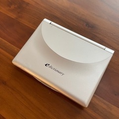 SHARP シャープ　電子辞書　PW-V8600の画像