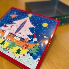 【無料】クリスマス缶　小物入れに♫