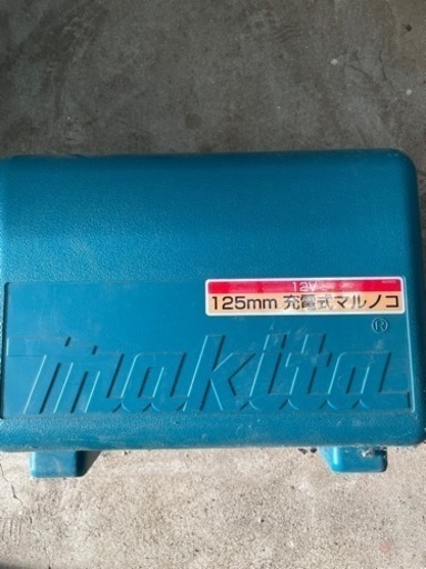 マキタ12v充電式丸ノコ