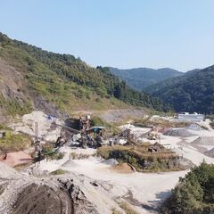 【正社員】一緒に環境事業へ取り組んでいただける社員さん募集中！【重機オペレーター】の画像
