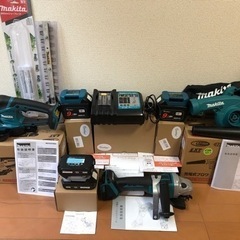 【マキタ18v】(今日で値下げ終了です)ブロワー、バリカン、(おまけ、互換グライダー、生垣バリカン用替刃260mm高級刃)