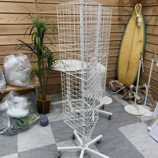 三角  回転什器