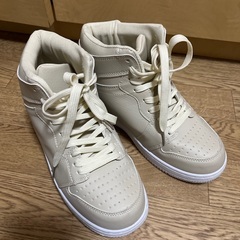 今週まで！また値下げました‼︎まだ使わないスニーカー